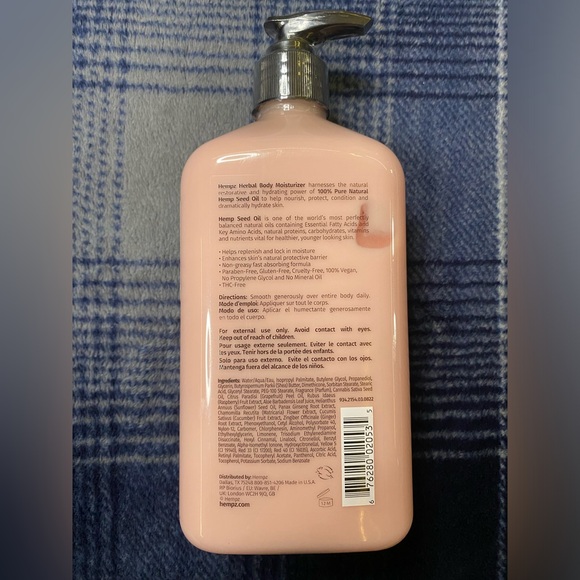HEMPZ Blushing Grapefruit & Raspberry Crème Herbal Body Moisturizer - 17 fl oz - Picture 2 of 3